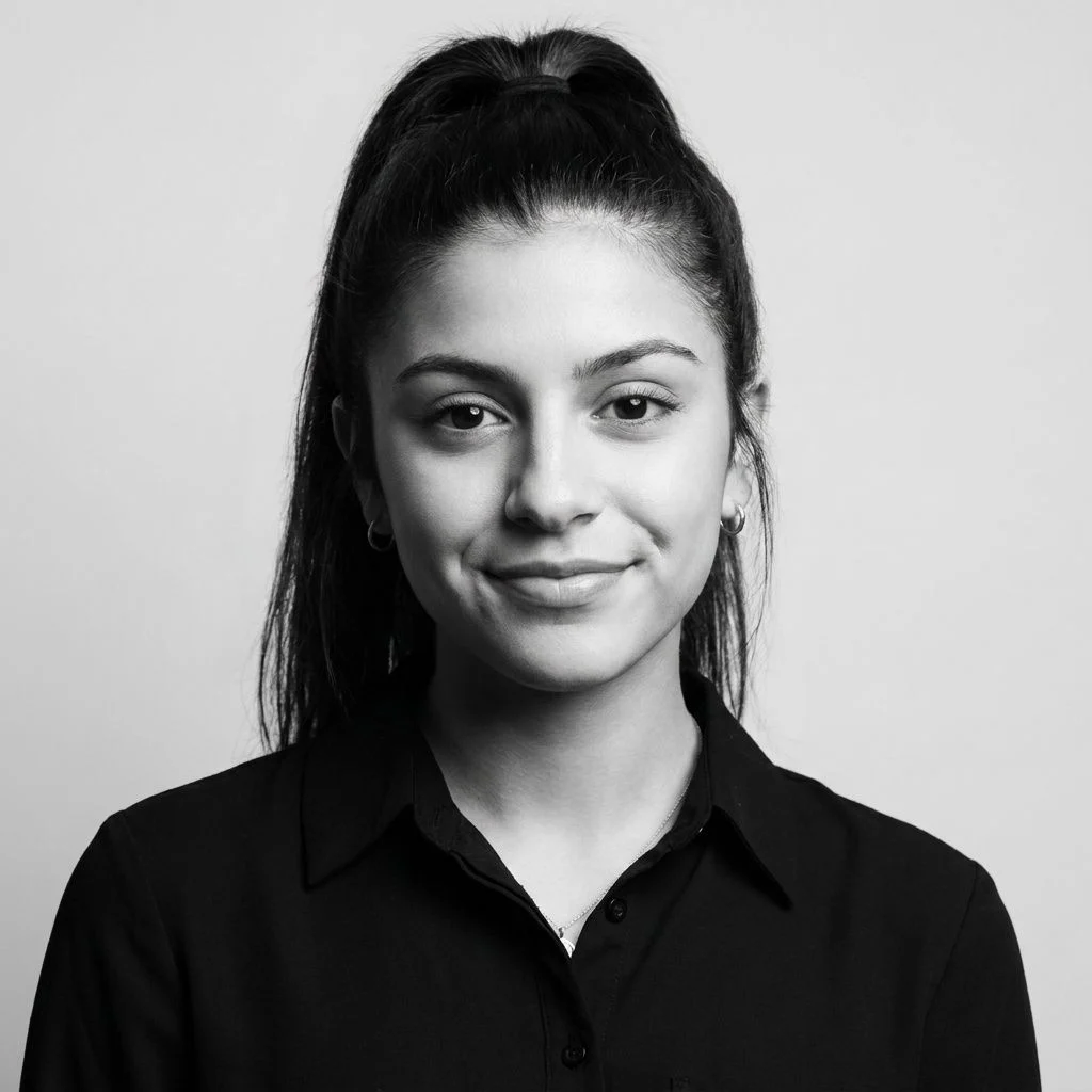 Studio B&W — Studio Girl subject